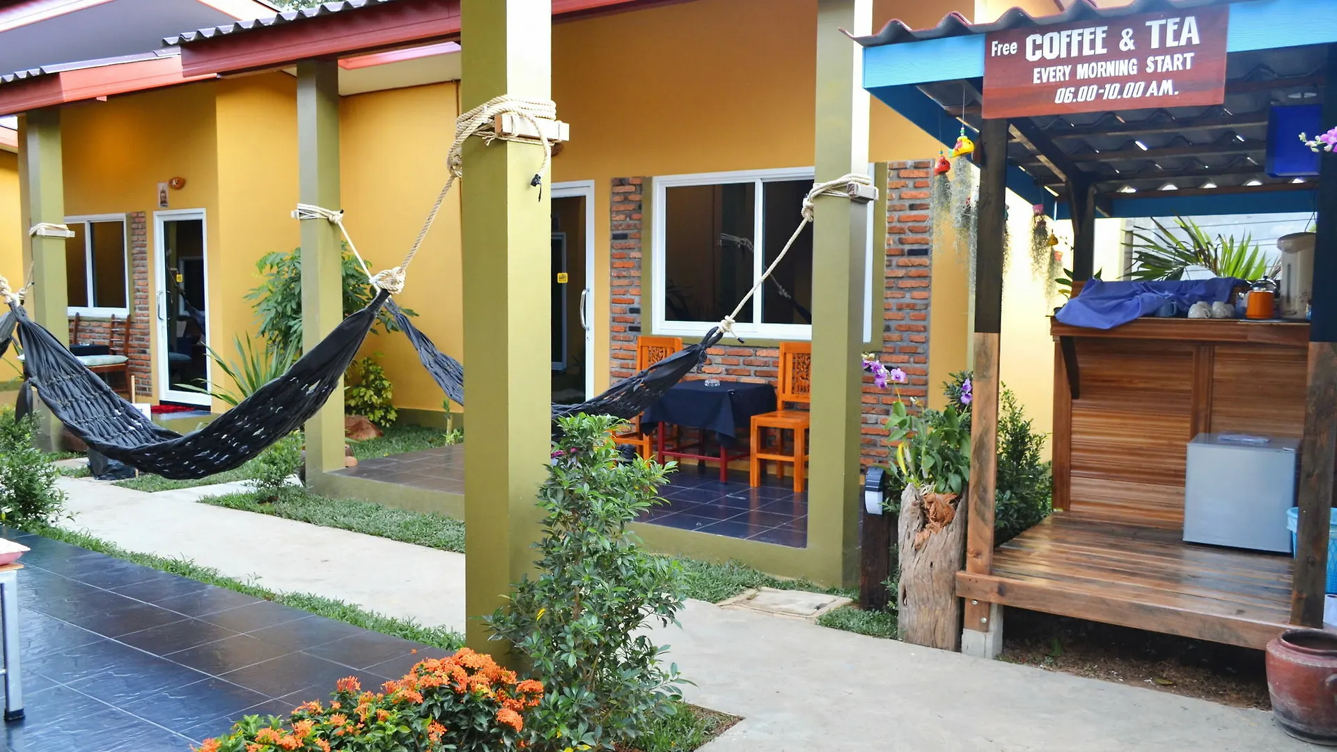 Lanta Baan Nok Resort Ko Lanta 2*,